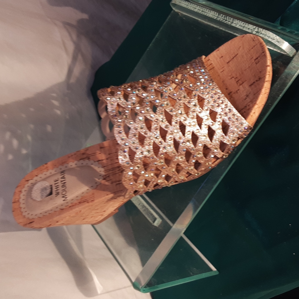 Shoes - Picture 2 of 4
